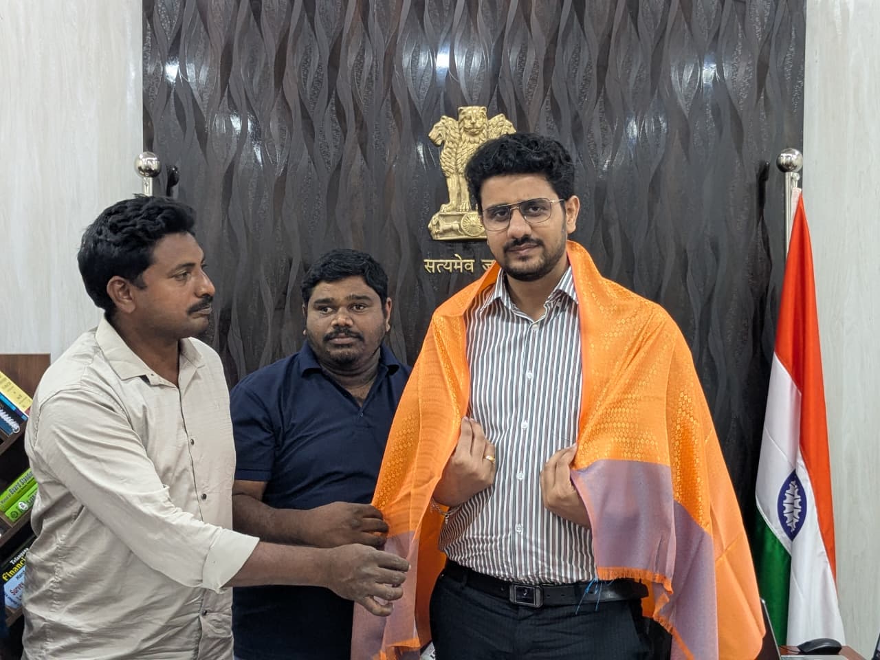 ప్రభుత్వానికి, ప్రజలకు మధ్య వారధిగా ప్రజా దర్బార్