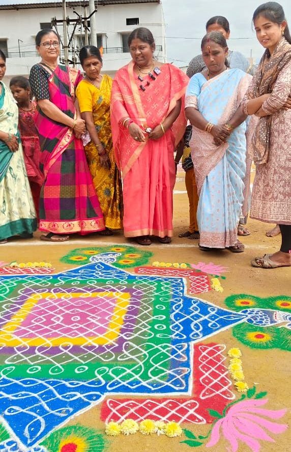 శక్తి గుడి అంబ భవాని దేవాలయం ఆవరణలో సంక్రాంతి ముగ్గుల పోటీలు