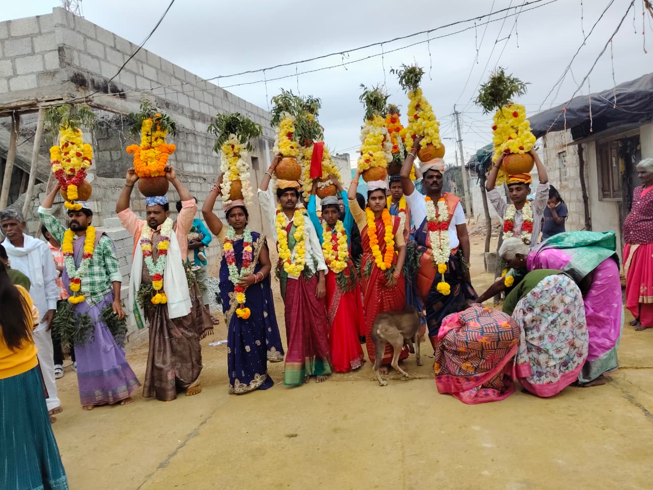 గడ్డం వారి పల్లి లో ఘనంగా గంగ జాతర