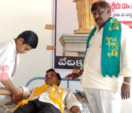 బోధన్ లో ఘనంగా స్వర్గీయ నందమూరి తారక రామారావు వర్ధంతి
