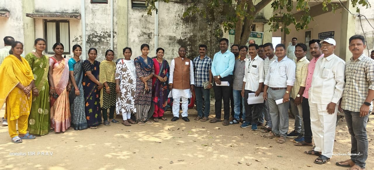 ఏజెన్సీ ఉద్యోగ నియామకాల చట్ట రూపకల్ప కొరకు కృషి చేయాలని